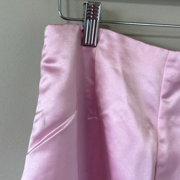 FOR LOVE & LEMONS Drew Pink Pleated Satin Shorts Sz S NEW - Picture 13 of 14